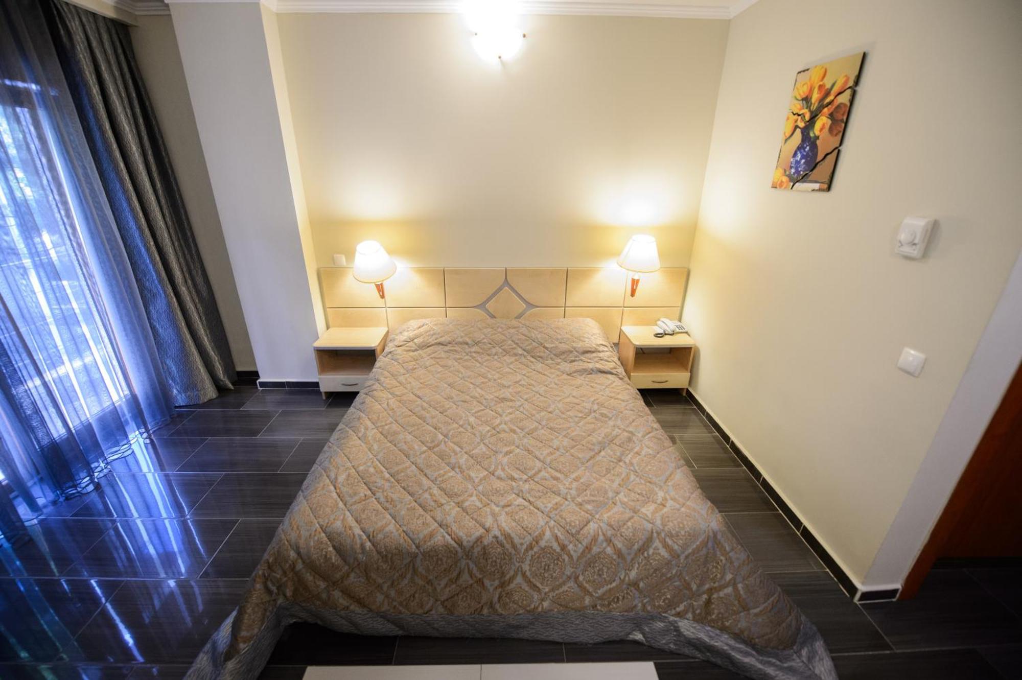 Holiday Olimp Hotel Room photo