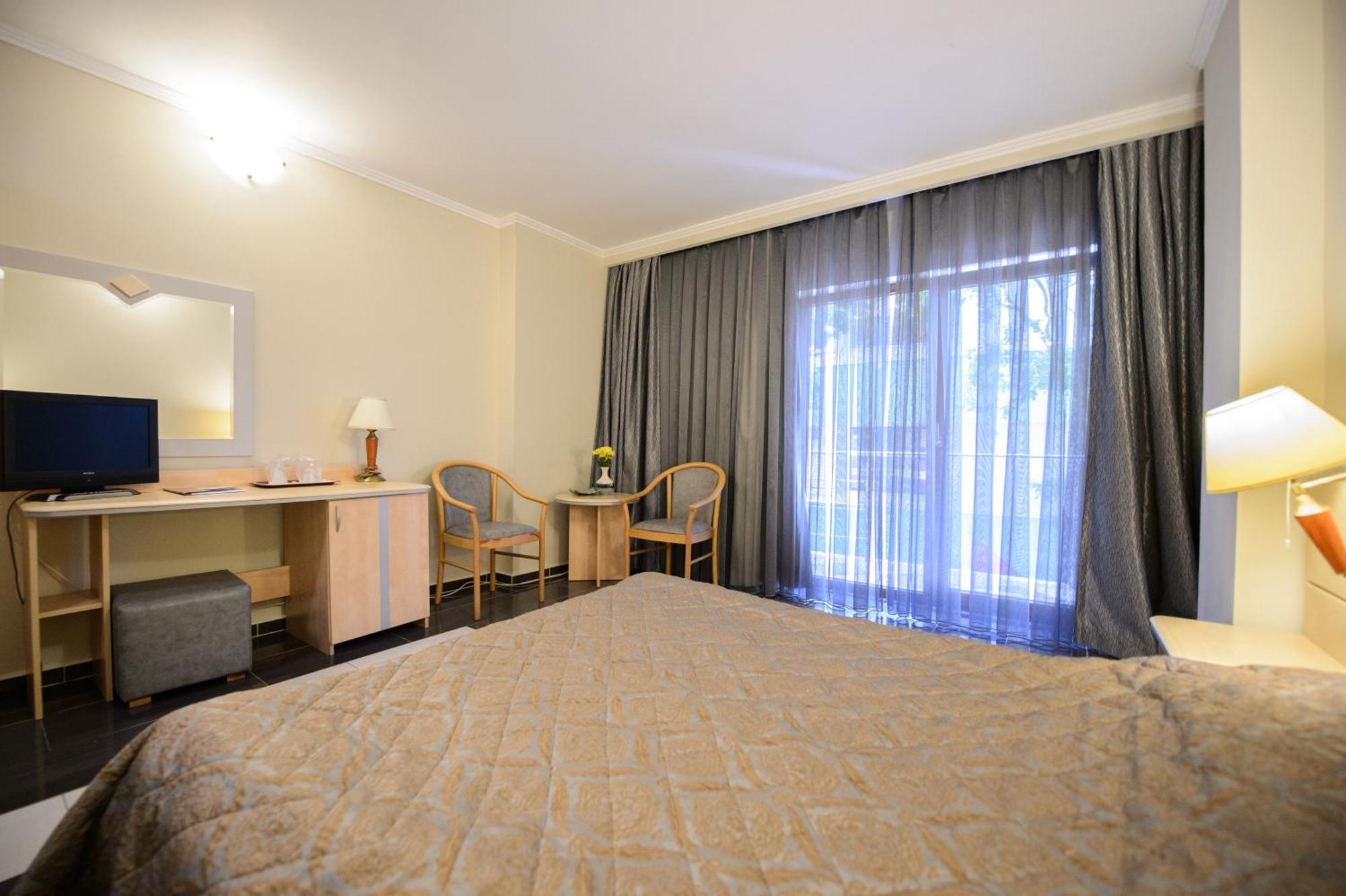 Holiday Olimp Hotel Room photo