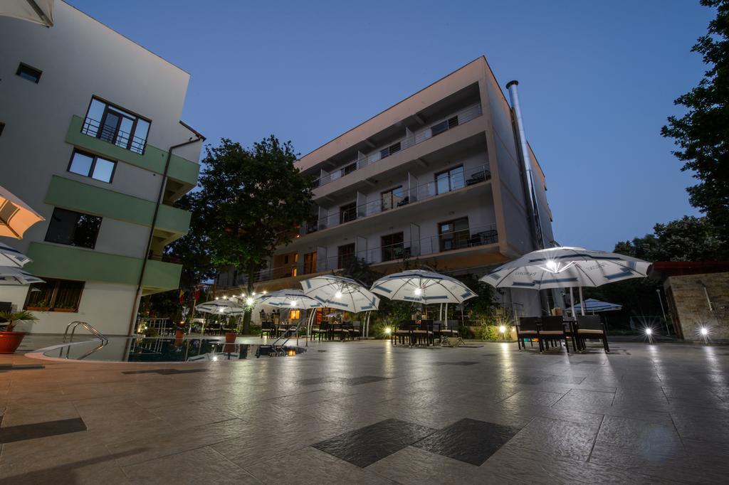 Holiday Olimp Hotel Exterior photo