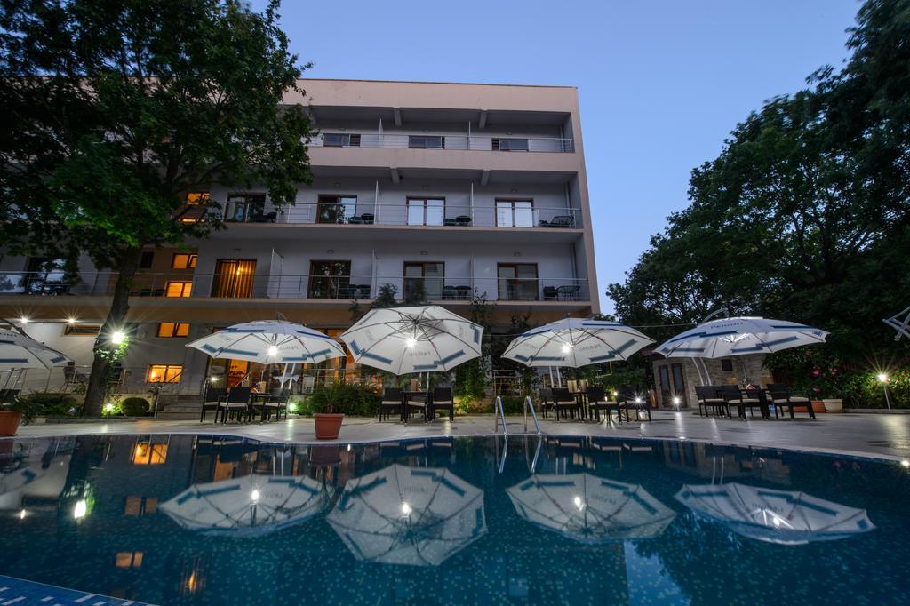 Holiday Olimp Hotel Exterior photo