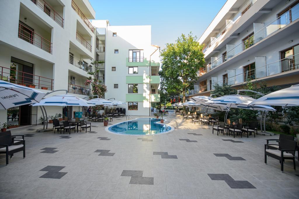 Holiday Olimp Hotel Exterior photo